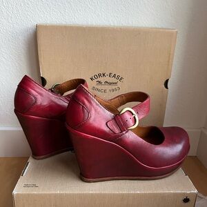 Kork-Ease Women's Red Wedge Shoes 10 EUC